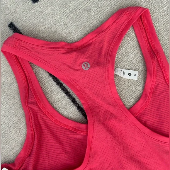 Lululemon Swiftly Tank Racerback 2.0 - Picture 3 of 5